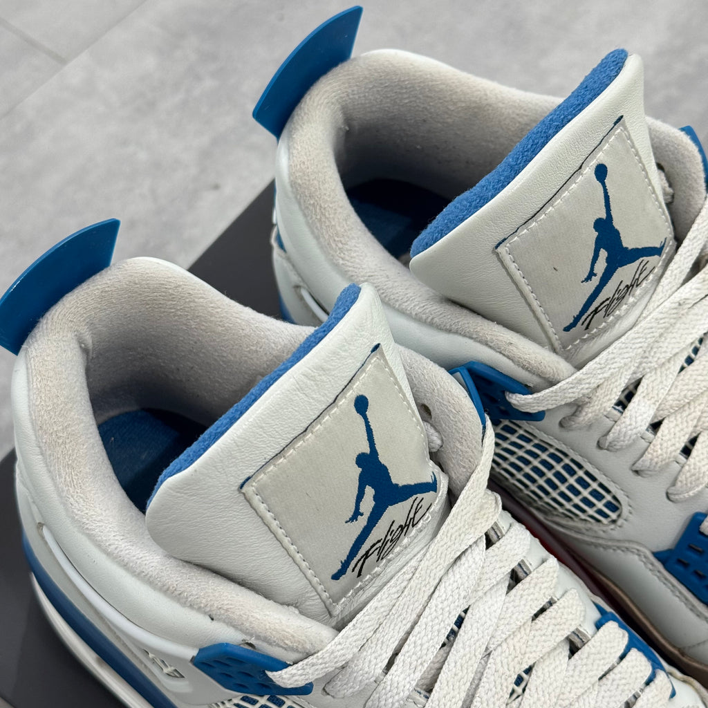 Air Jordan 4 Retro Military Blue (44) - Usado
