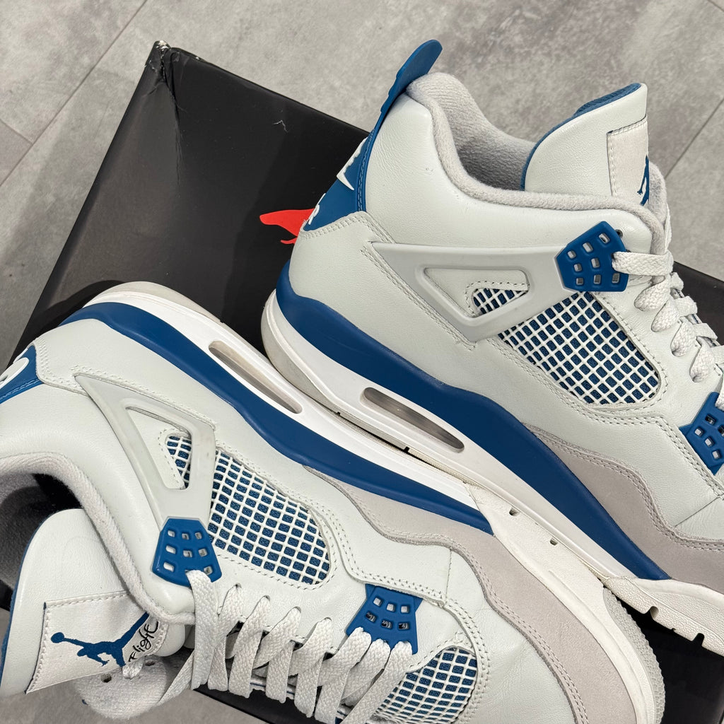 Air Jordan 4 Retro Military Blue (45.5) - Usado