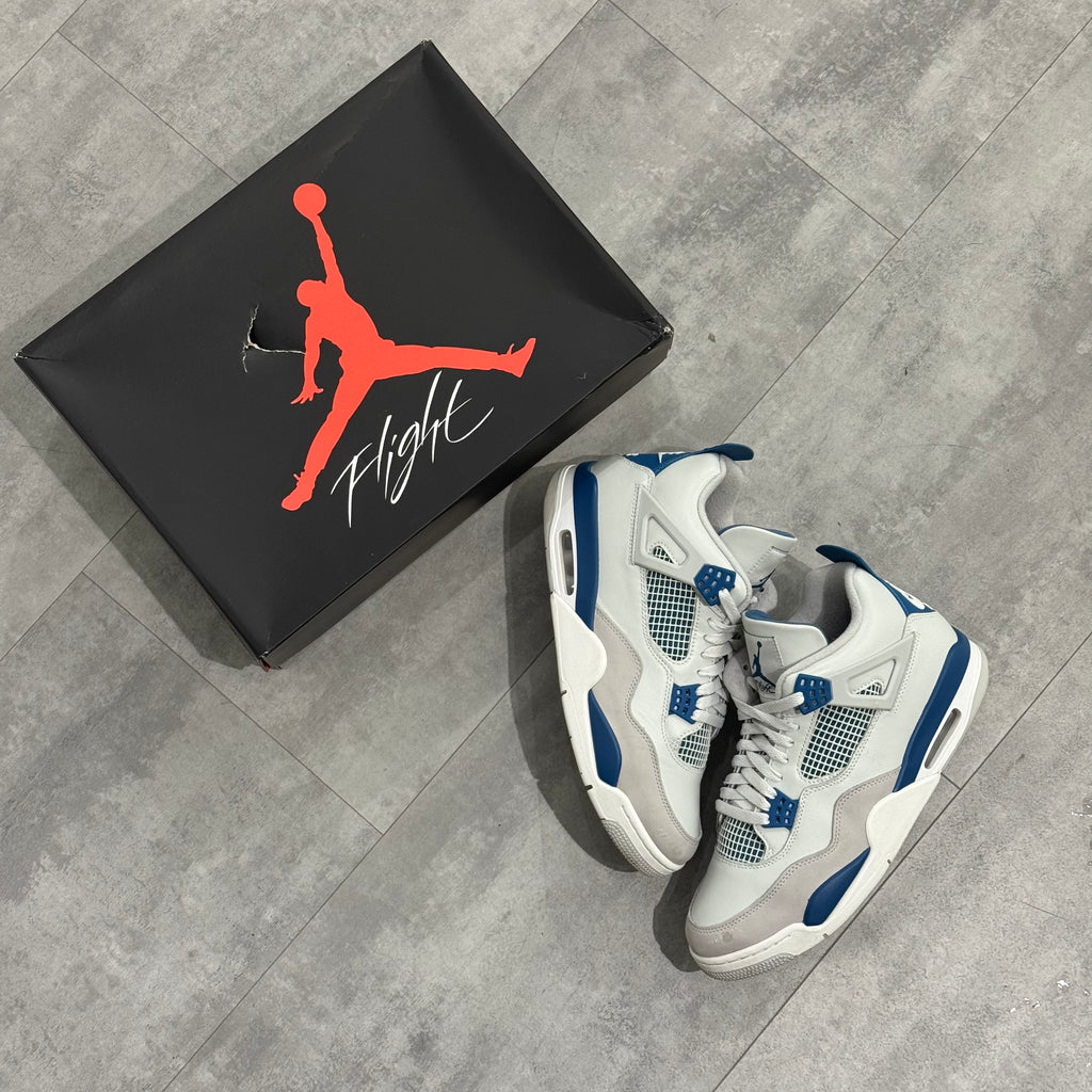 Air Jordan 4 Retro Military Blue (45.5) - Usado