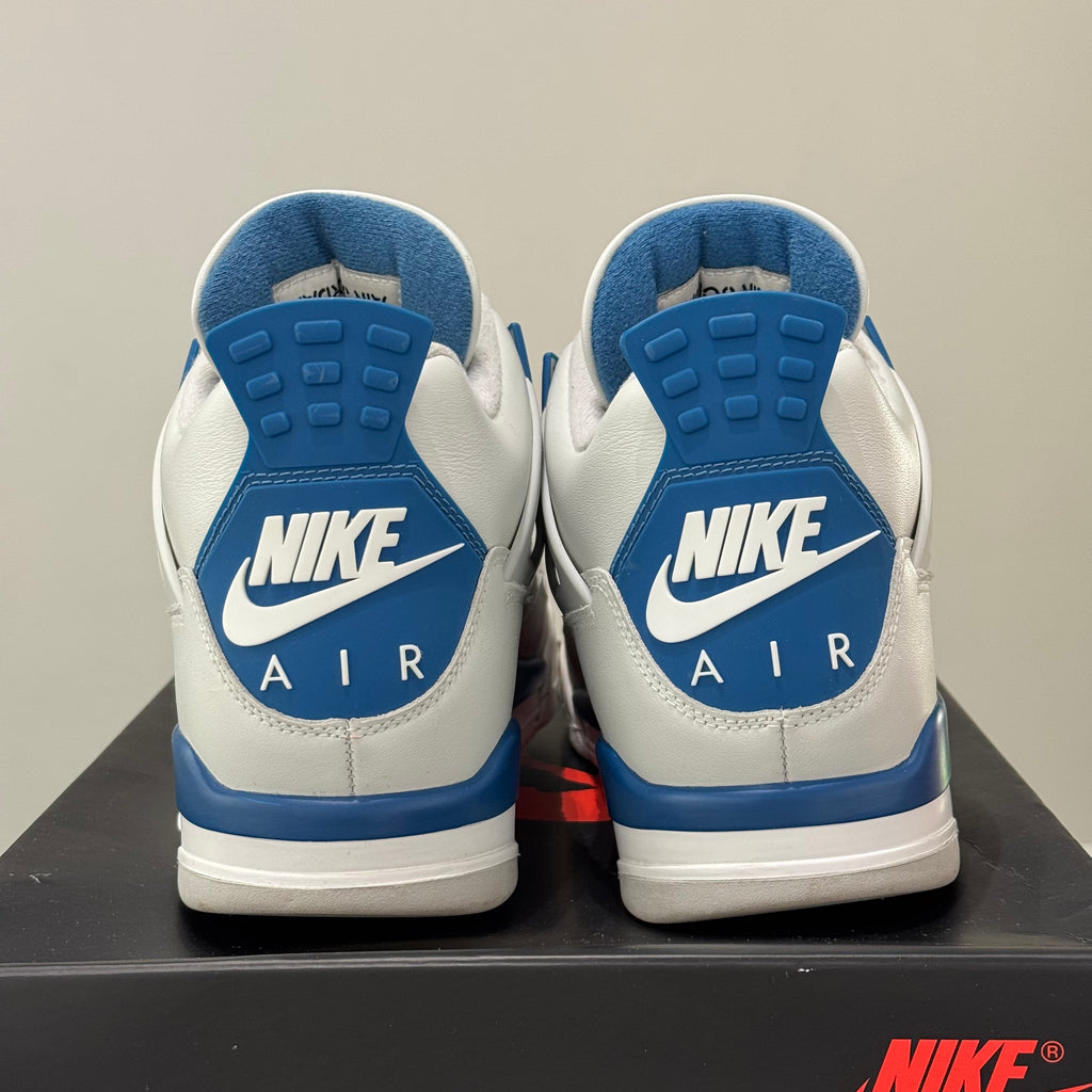 Air Jordan 4 Retro Military Blue (45.5) - Usado