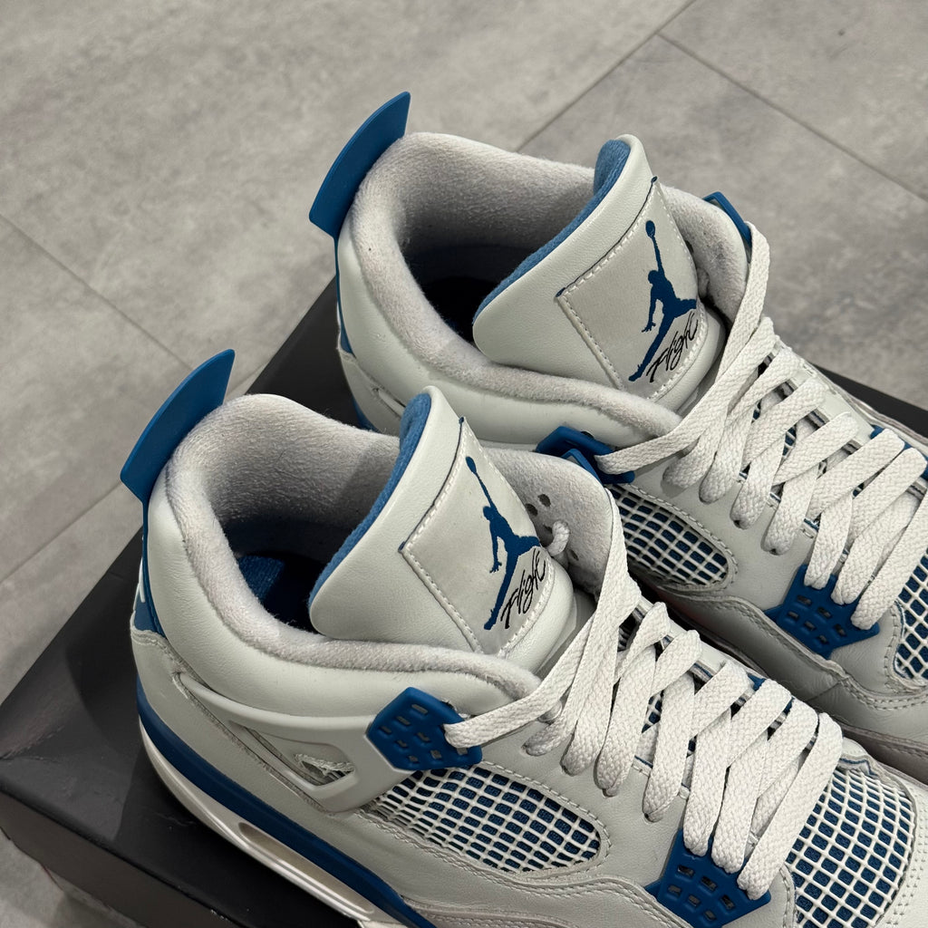 Air Jordan 4 Retro Military Blue (45.5) - Usado
