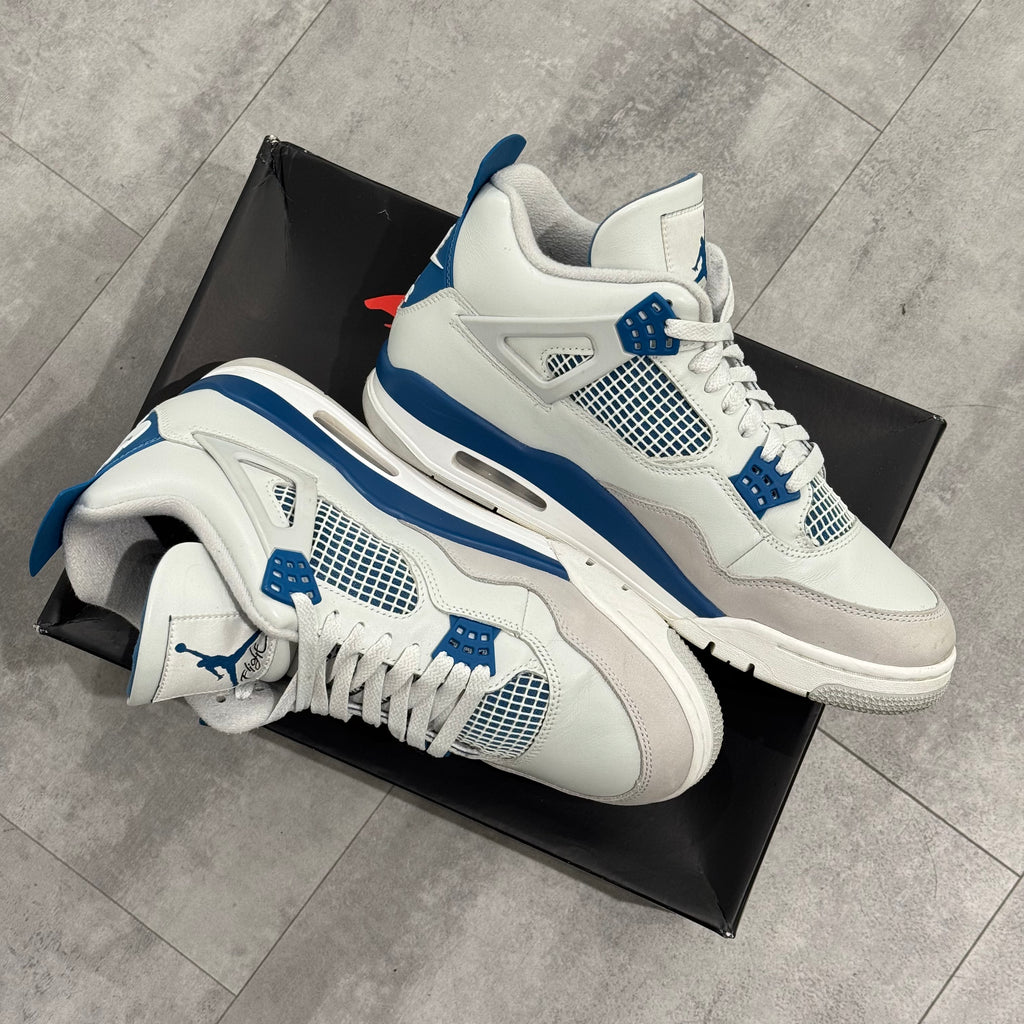 Air Jordan 4 Retro Military Blue (45.5) - Usado