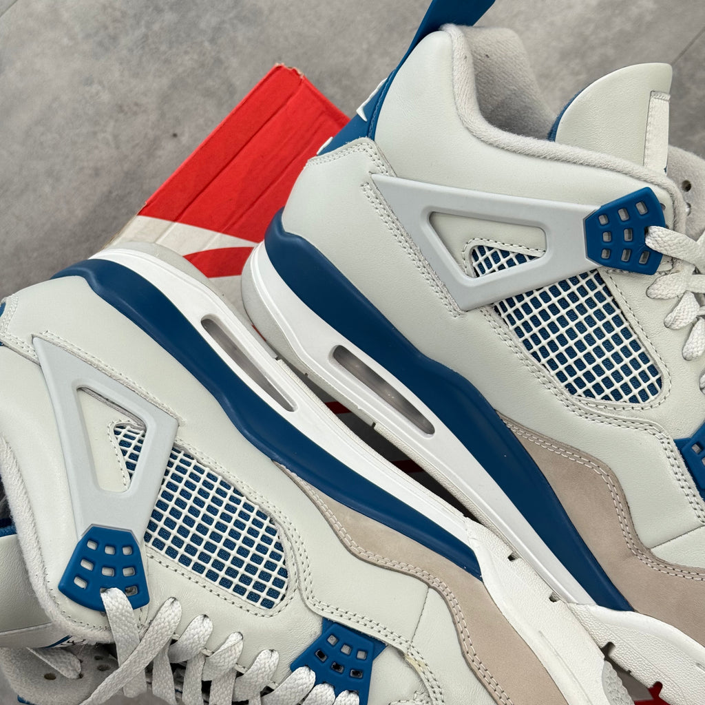 Air Jordan 4 Retro Military Blue (46) - Usado