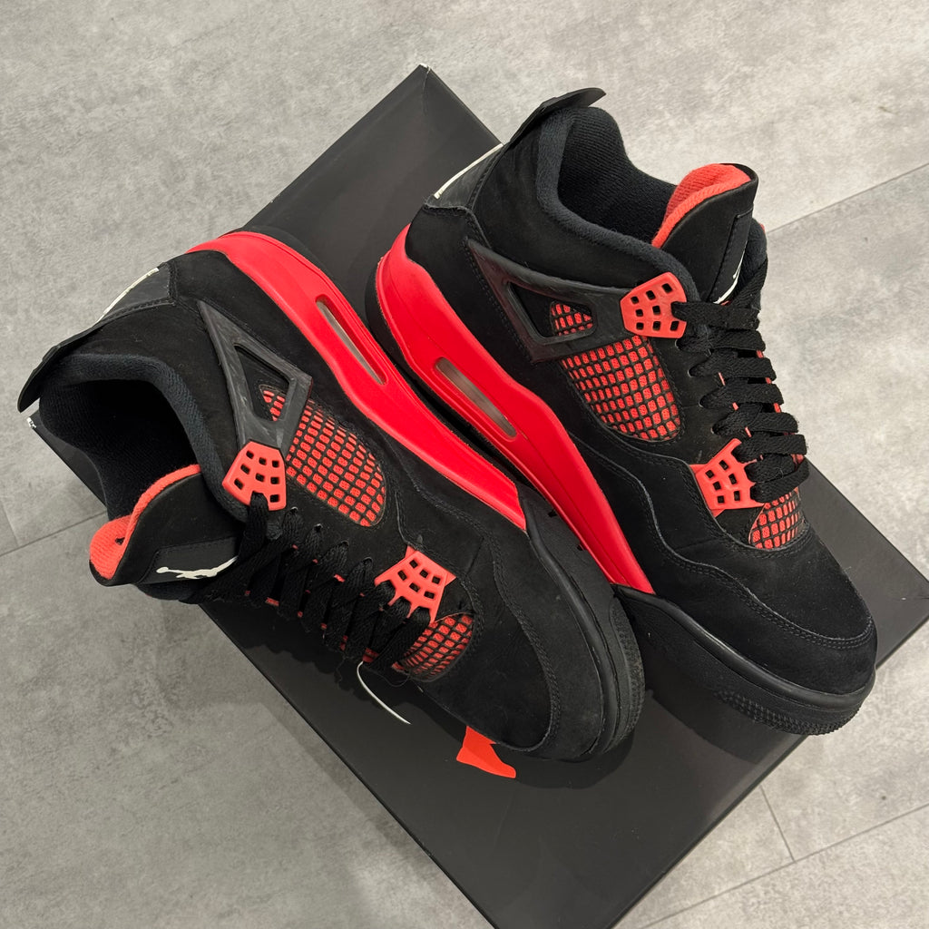 Air Jordan 4 Retro Red Thunder (41) - Usado