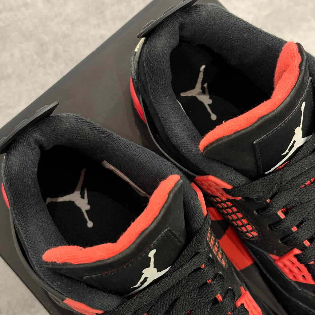 Air Jordan 4 Retro Red Thunder (41) - Usado