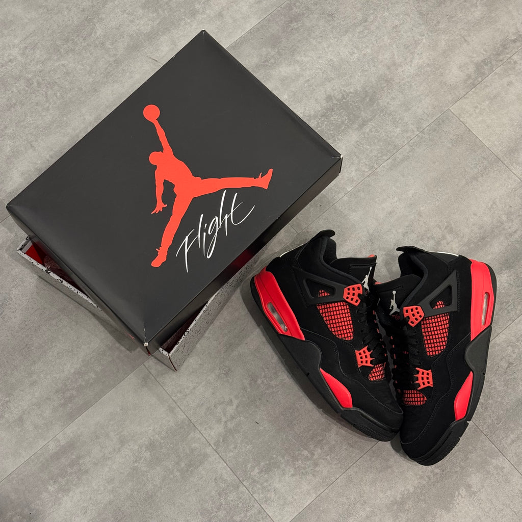 Air Jordan 4 Retro Red Thunder (44) - Usado