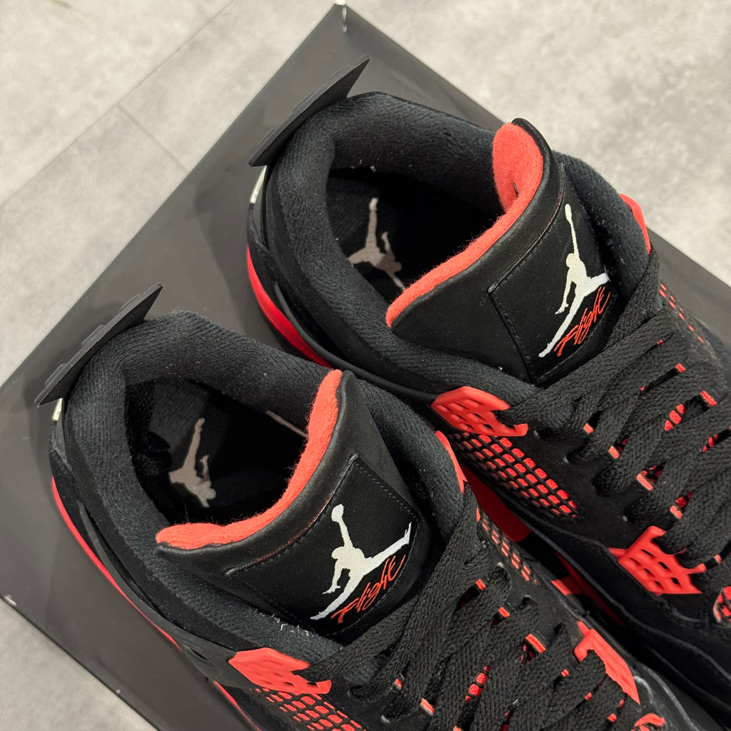 Air Jordan 4 Retro Red Thunder (44) - Usado