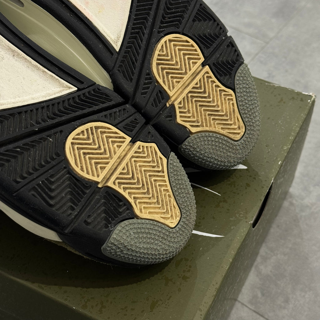 Air Jordan 4 Retro SE Craft Medium Olive (40) - Usado