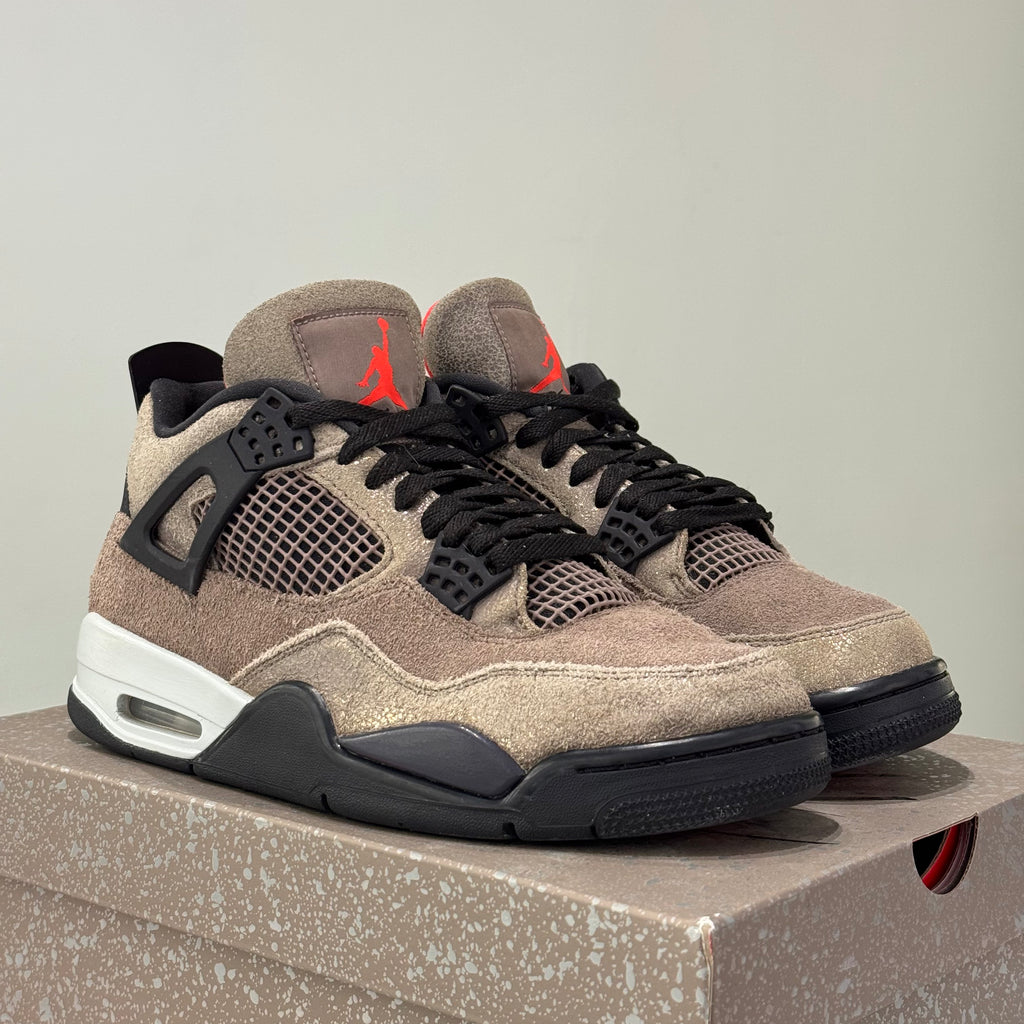 Air Jordan 4 Retro Taupe Haze (42.5) - Usado