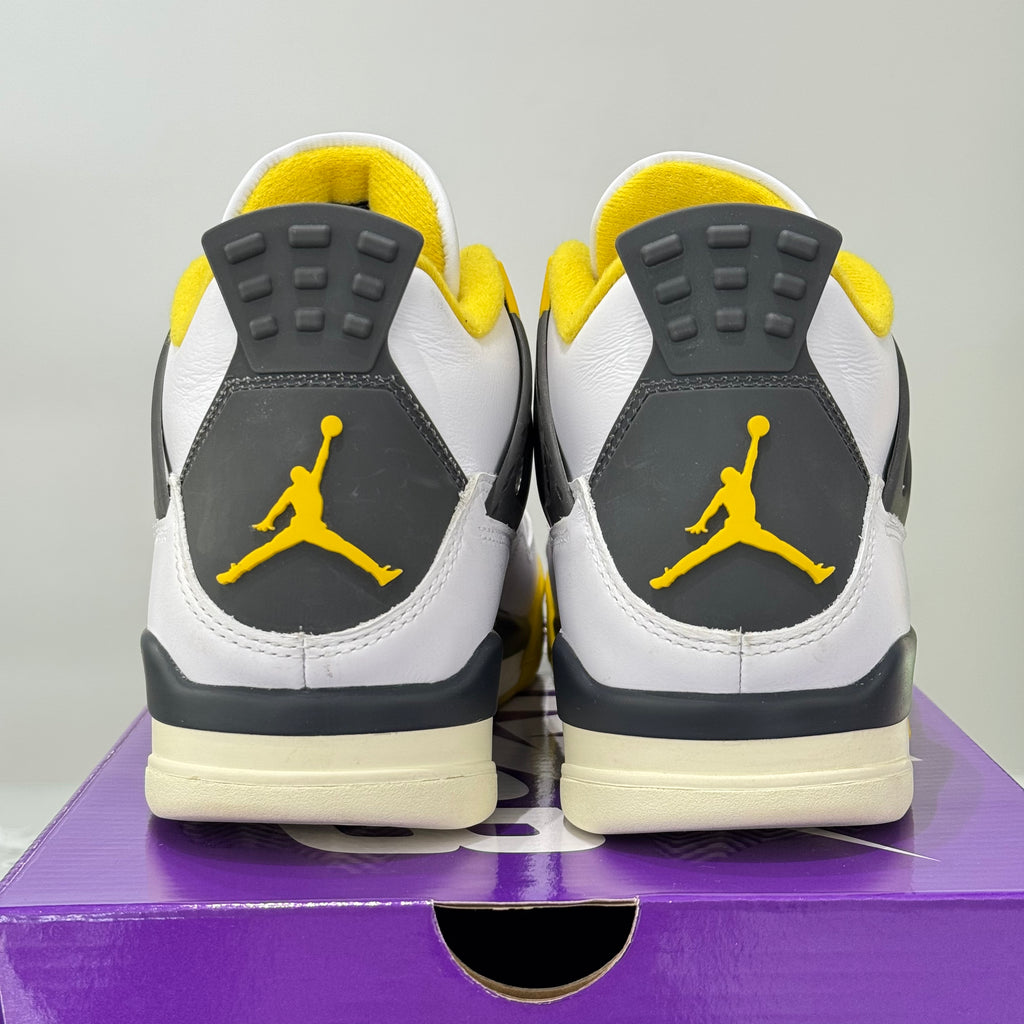 Air Jordan 4 Retro Vivid Sulfur (42.5) - Usado