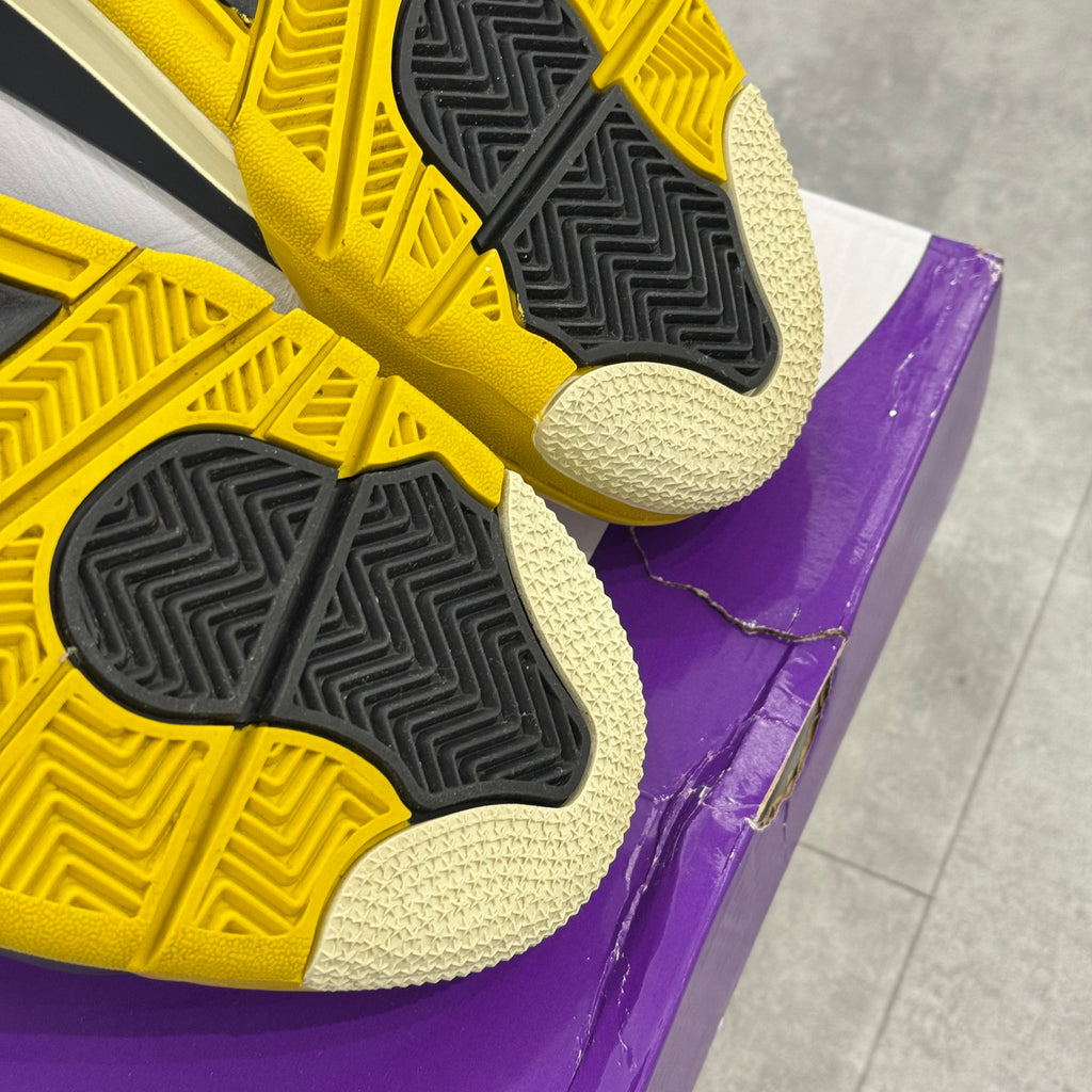 Air Jordan 4 Retro Vivid Sulfur (42.5) - Usado