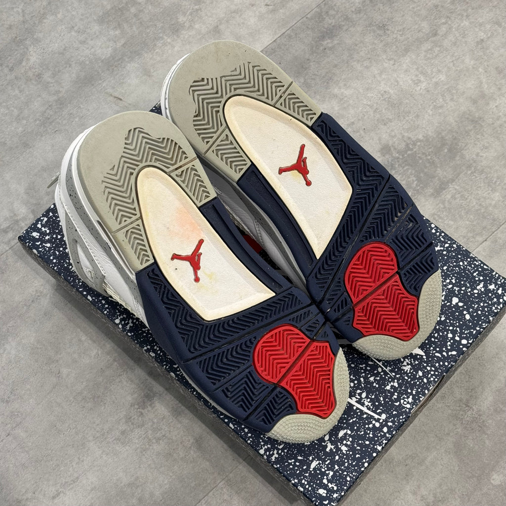 Air Jordan 4 Retro White Midnight Navy (42) - Usado