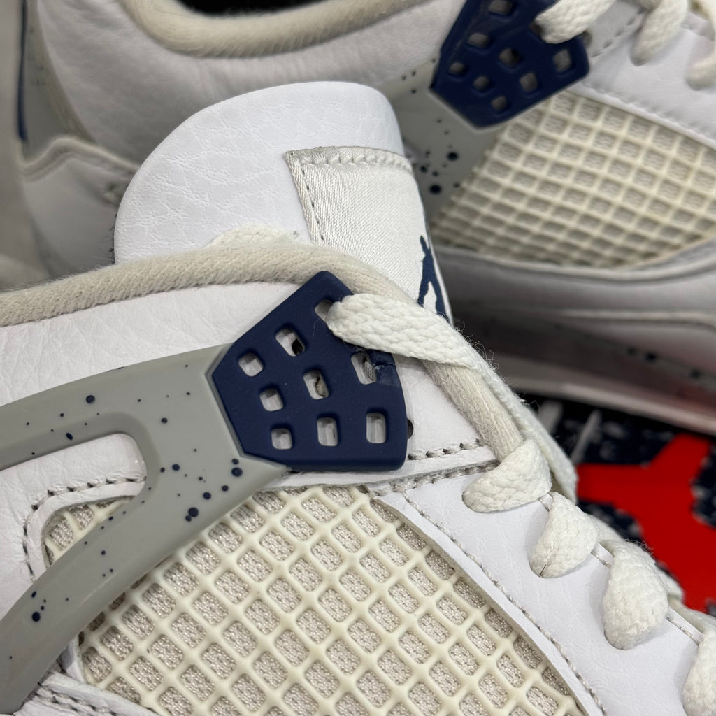 Air Jordan 4 Retro White Midnight Navy (42) - Usado