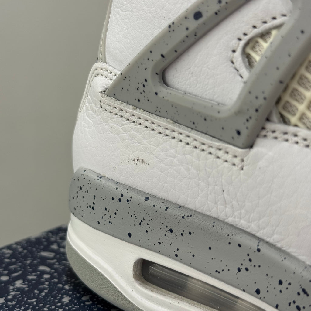 Air Jordan 4 Retro White Midnight Navy (44) - Usado