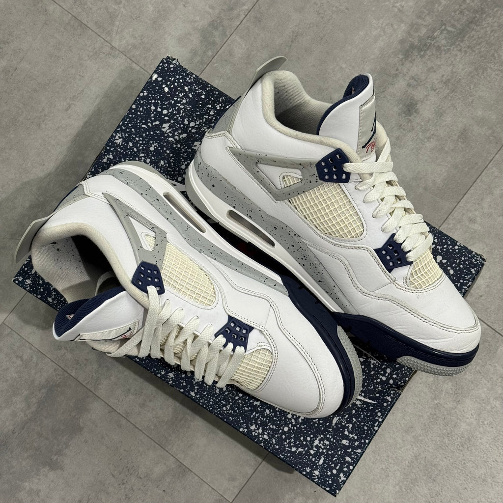 Air Jordan 4 Retro White Midnight Navy (44) - Usado