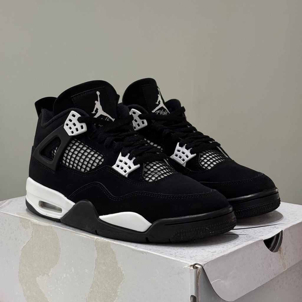Air Jordan 4 Retro White Thunder (43) - Usado | Sneakers Usados CollectKicks