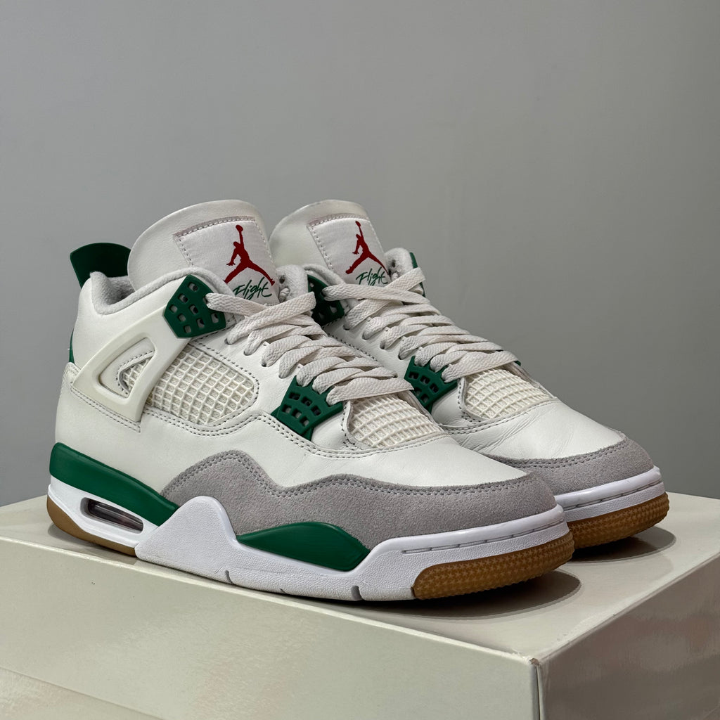 Air Jordan 4 SB Retro Pine Green (41) - Usado
