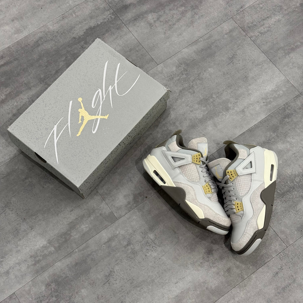 Air Jordan 4 SE Craft Photon Dust (41) - Usado