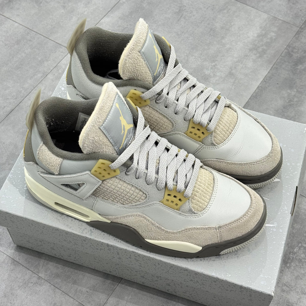 Air Jordan 4 SE Craft Photon Dust (42.5) - Usado