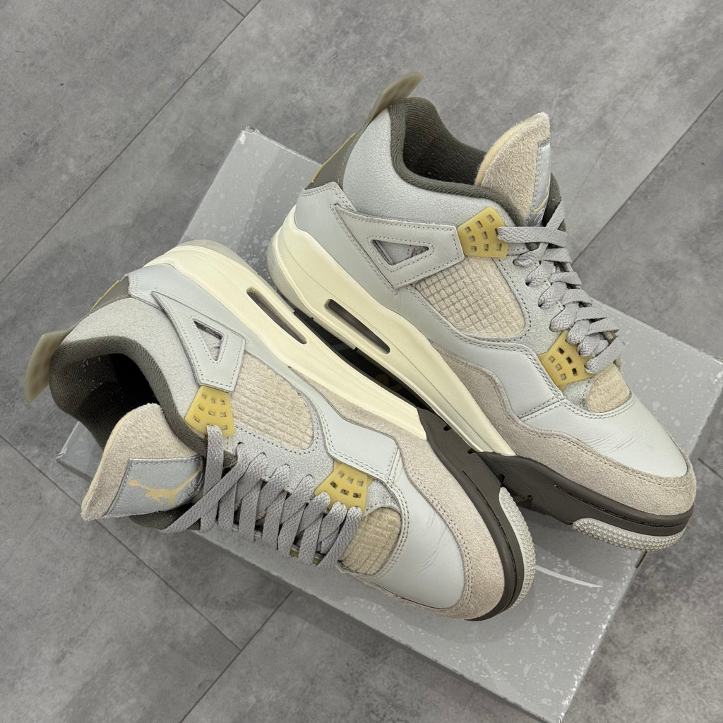 Air Jordan 4 SE Craft Photon Dust (42.5) - Usado