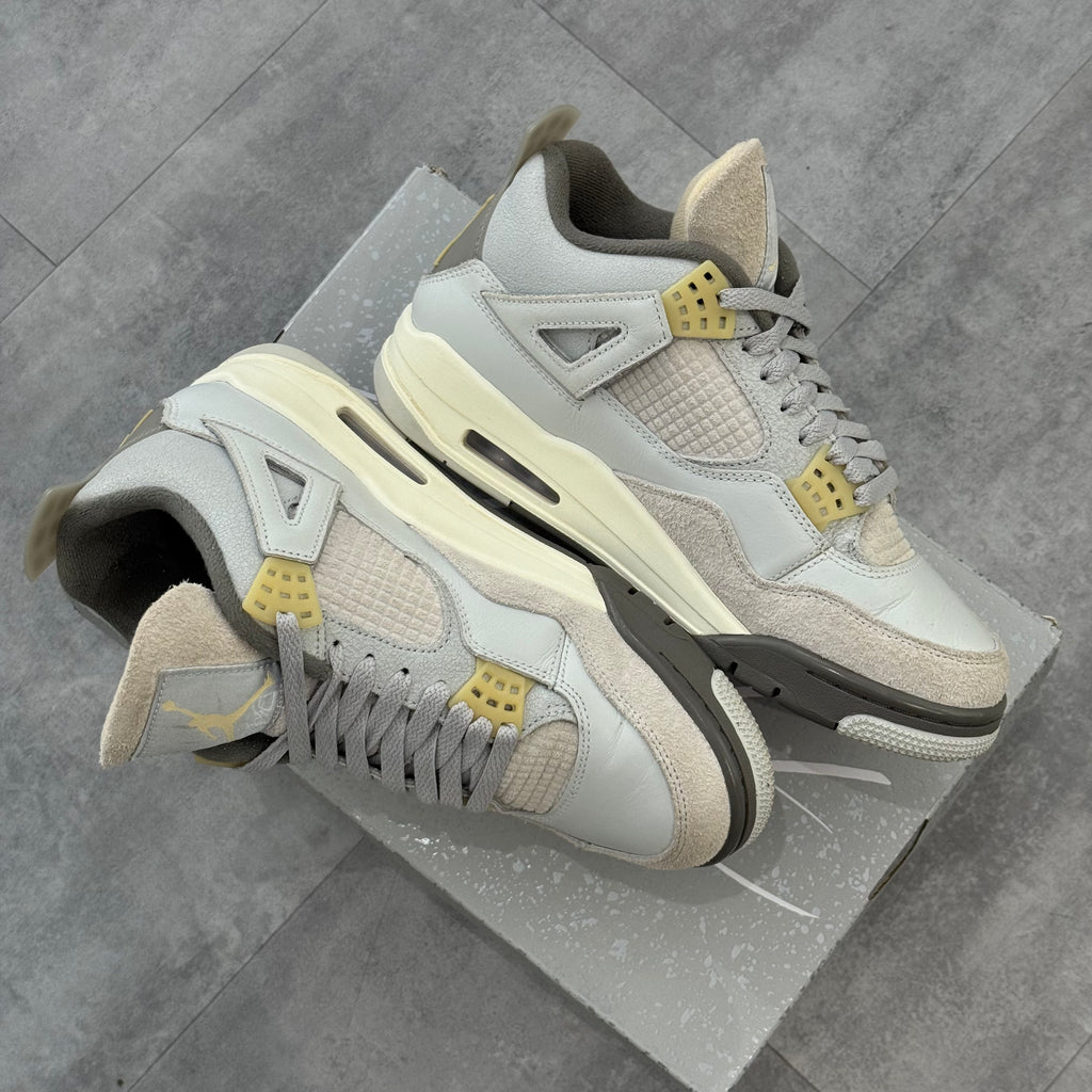 Air Jordan 4 SE Craft Photon Dust (42) - Usado