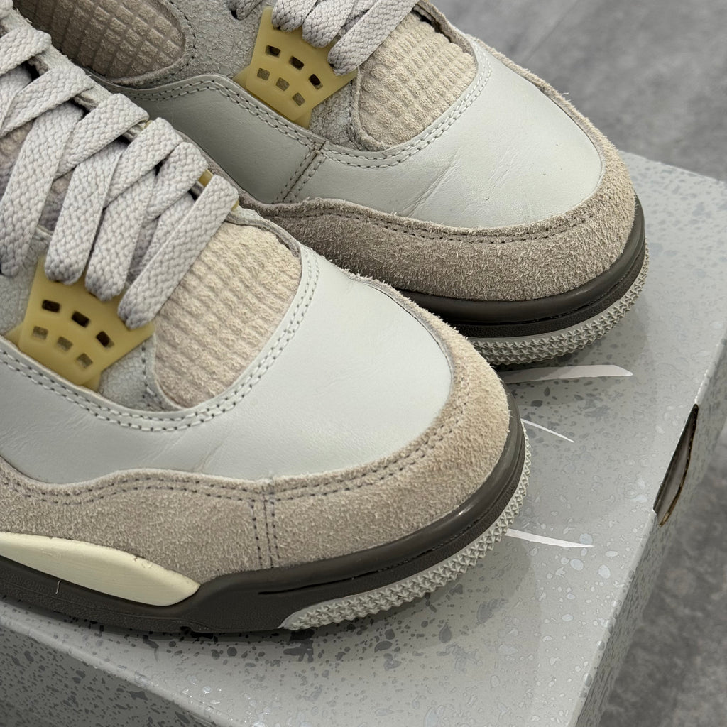 Air Jordan 4 SE Craft Photon Dust (42) - Usado