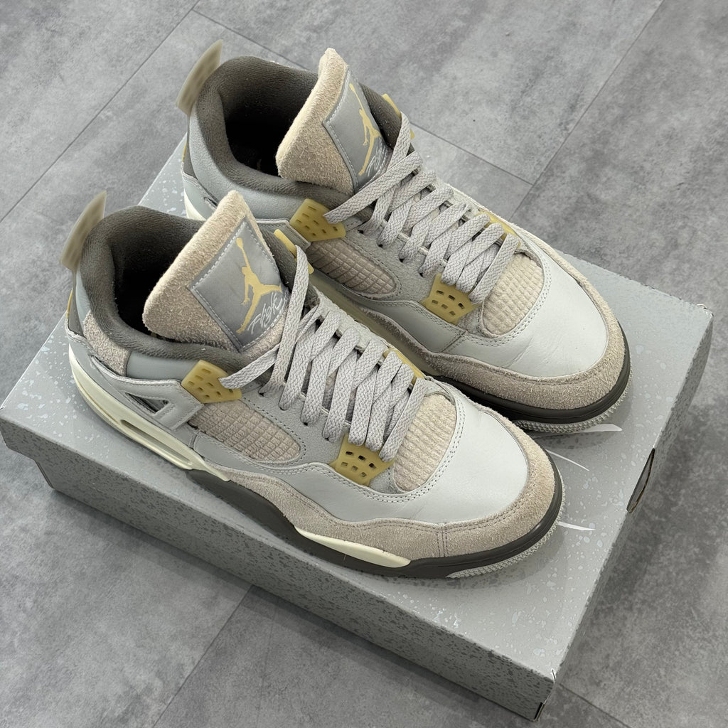 Air Jordan 4 SE Craft Photon Dust (42) - Usado