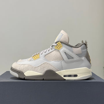 Air Jordan 4 SE Craft Photon Dust (44) - Usado