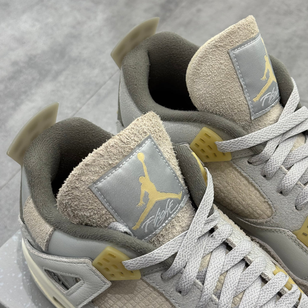 Air Jordan 4 SE Craft Photon Dust (45.5) - Usado