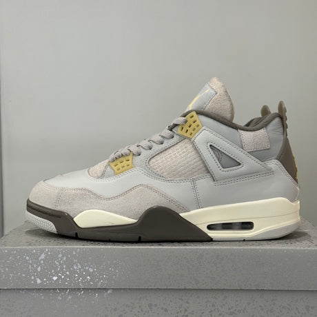 Air Jordan 4 SE Craft Photon Dust (45) - Usado DV3742-021 – sneaker autêntico da CollectKicks