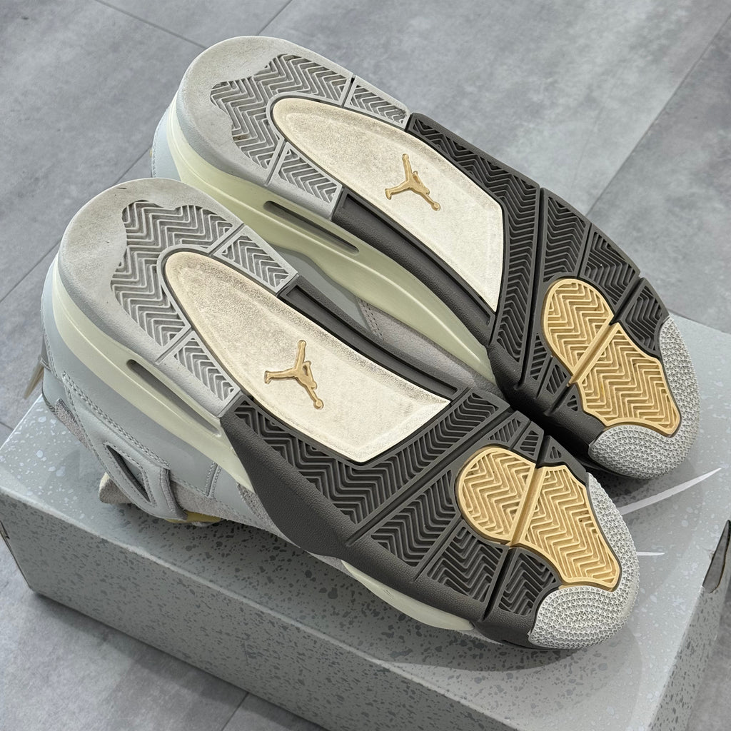 Air Jordan 4 SE Craft Photon Dust (45) - Usado