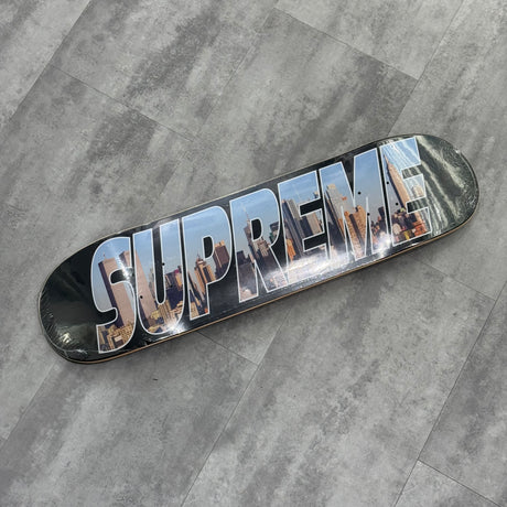 Supreme Gotham Skateboard Deck Black  – sneaker autêntico da CollectKicks