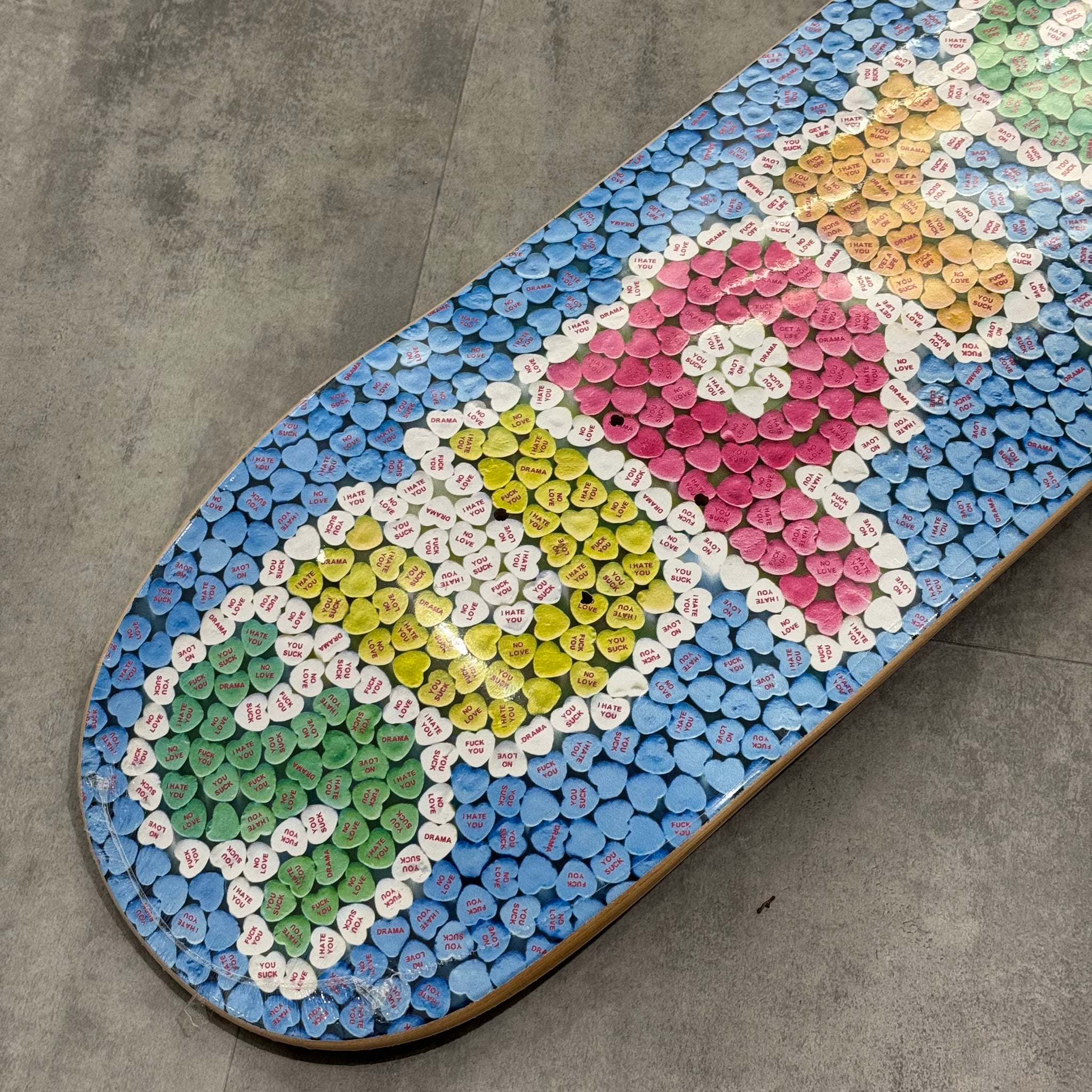 新品　Supreme Candy Hearts　デッキ Supreme Candy Hearts Deck – Underground Closet LLC