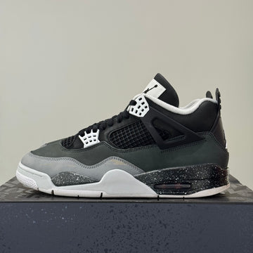 Air Jordan 4 Retro Fear (44) - Usado