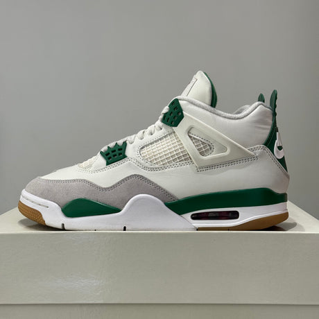 Air Jordan 4 SB Retro Pine Green (41) - Usado  – sneaker autêntico da CollectKicks