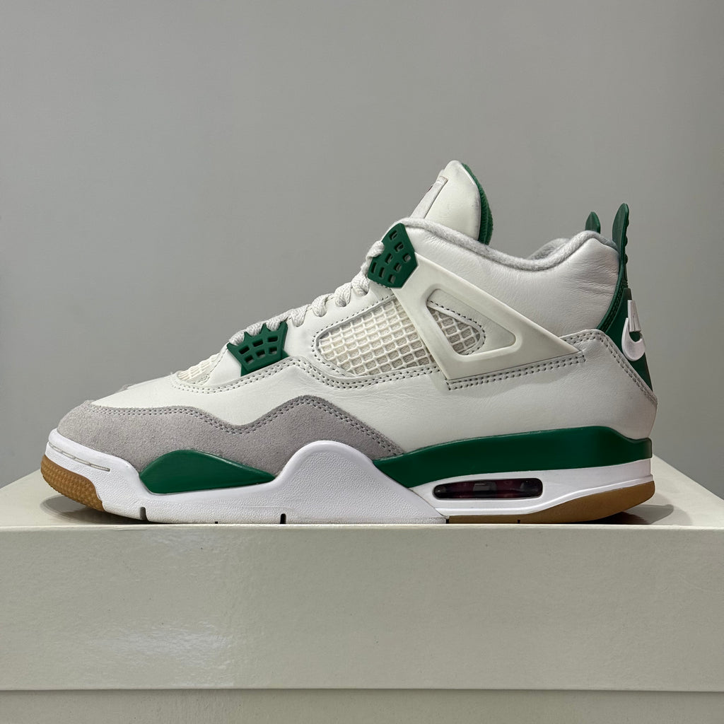 Air Jordan 4 SB Retro Pine Green (41) - Usado