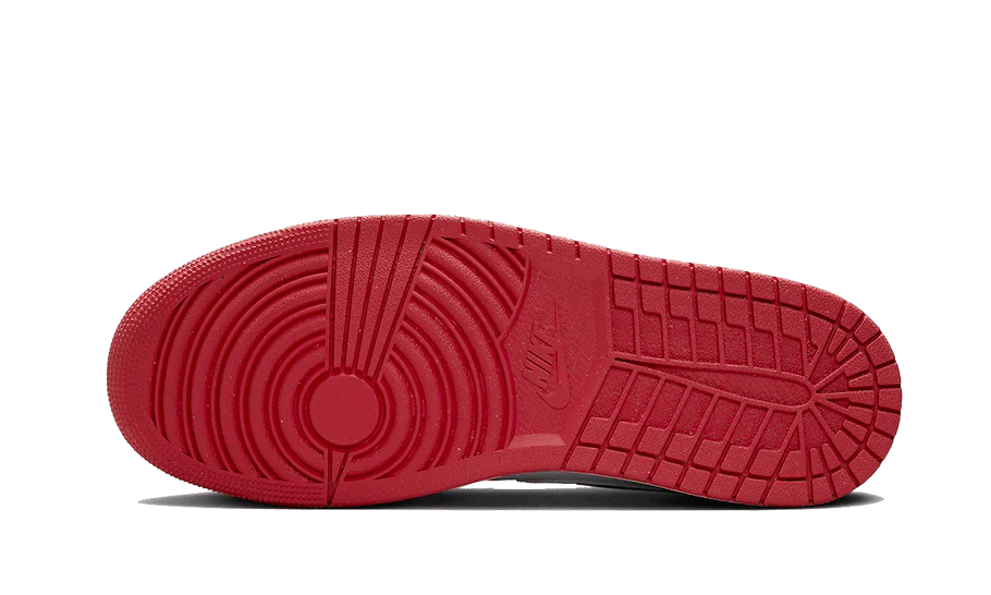 Air Jordan 1 Low Dune Red sole