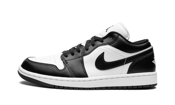 Air Jordan 1 Low Panda  lateral image