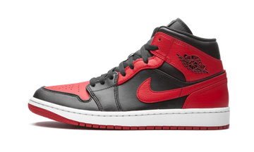 Air Jordan 1 Mid Banned lateral image