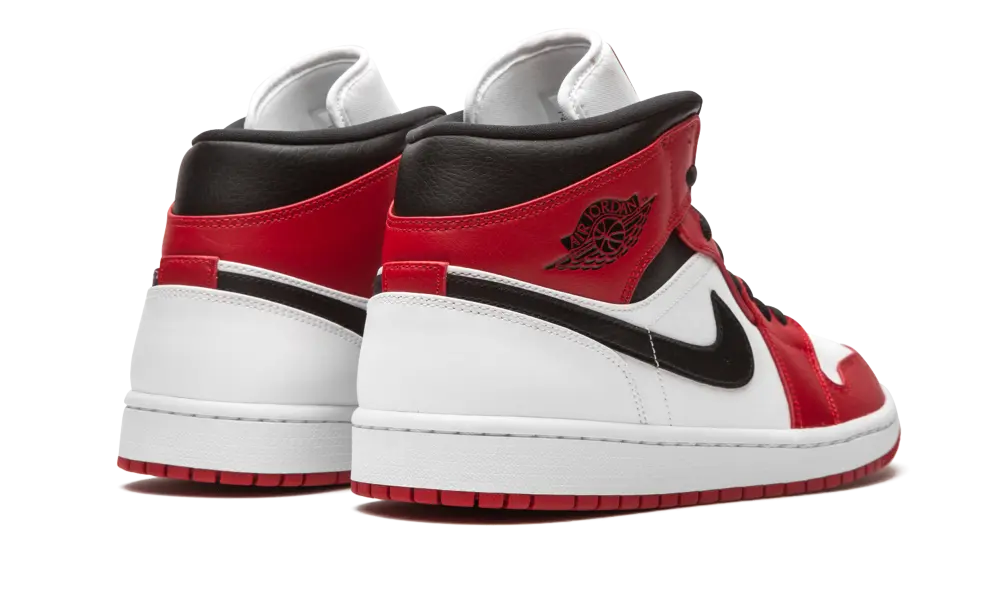 Air Jordan 1 Mid Chicago back image