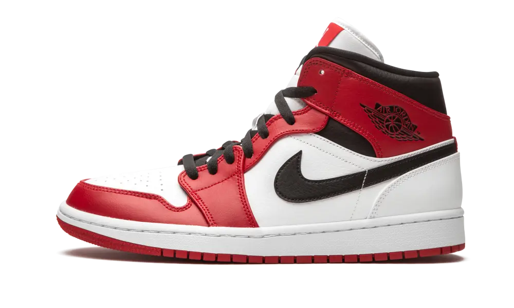 Air Jordan 1 Mid Chicago lateral image