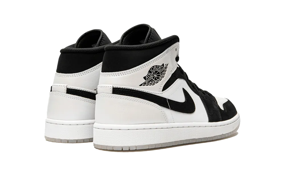 Air Jordan 1 Mid Diamond Shorts back image