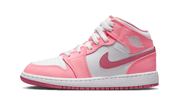 Air Jordan 1 Mid Valentine's Day 2023 lateral image