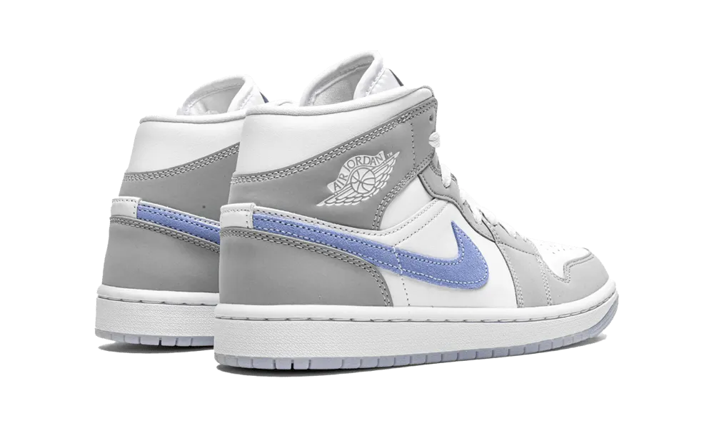Air Jordan 1 Mid Wolf Grey Aluminum back image