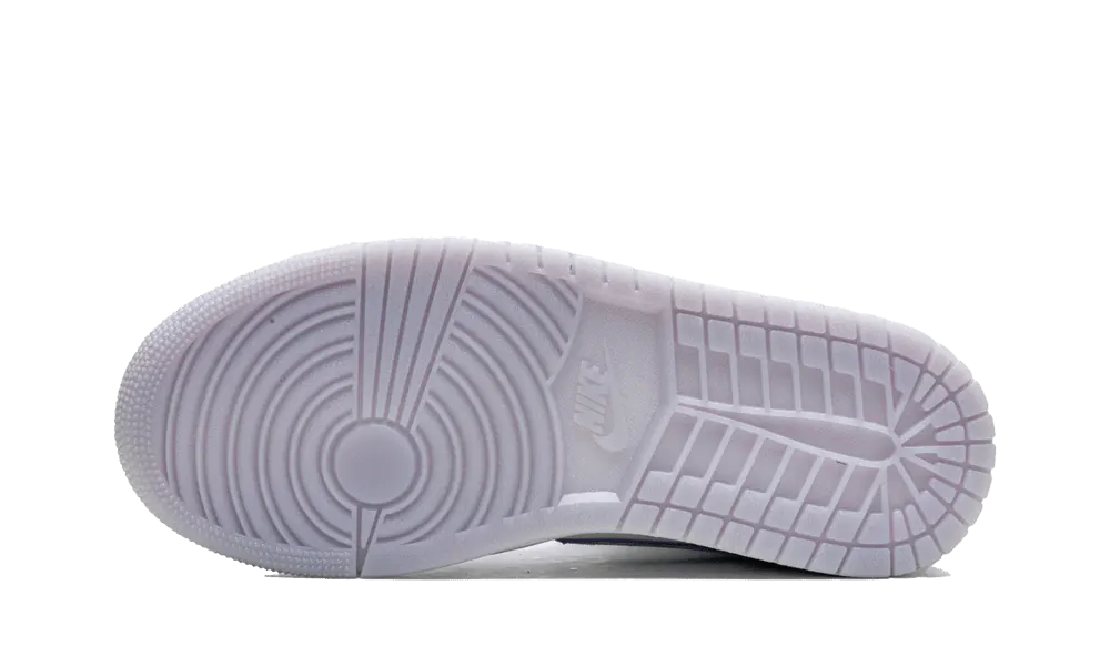 Air Jordan 1 Mid Wolf Grey Aluminum sole image