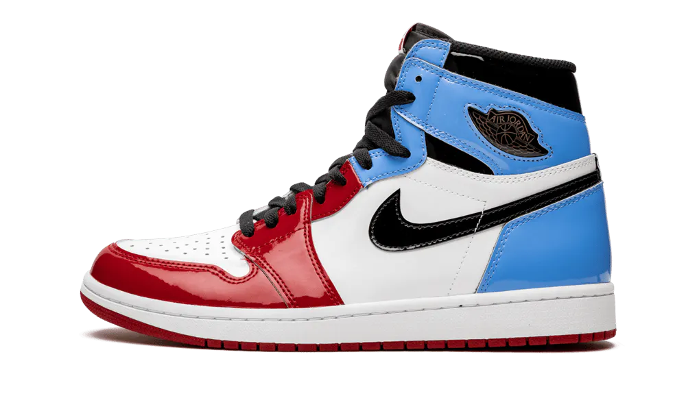 Air Jordan 1 Retro High Fearless UNC Chicago lateral