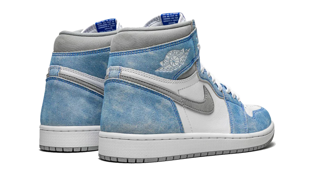 Air Jordan 1 Retro High Hyper Royal Smoke Grey back image