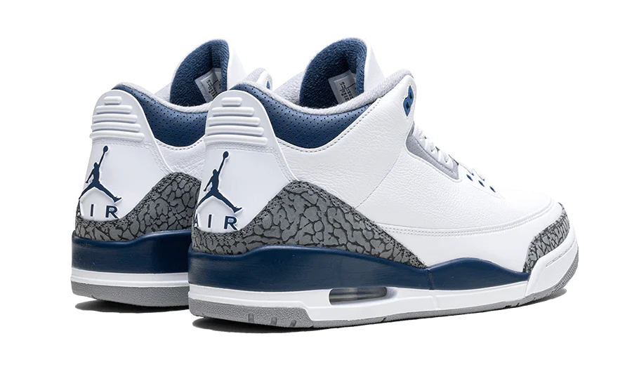 Air Jordan 3 Retro Midnight Navy back