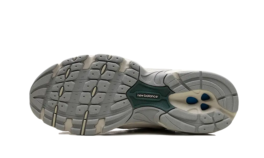 New Balance 530 Beige Green sole