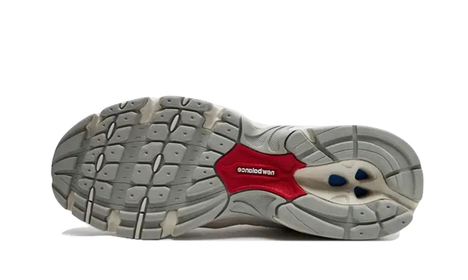 New Balance 530 Beige Red sole